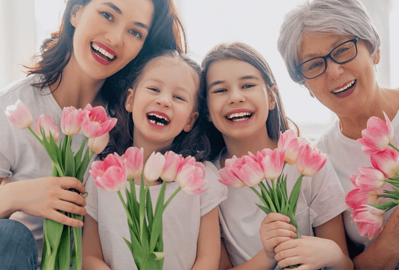 Keluarga bahagia mendukung anak CP